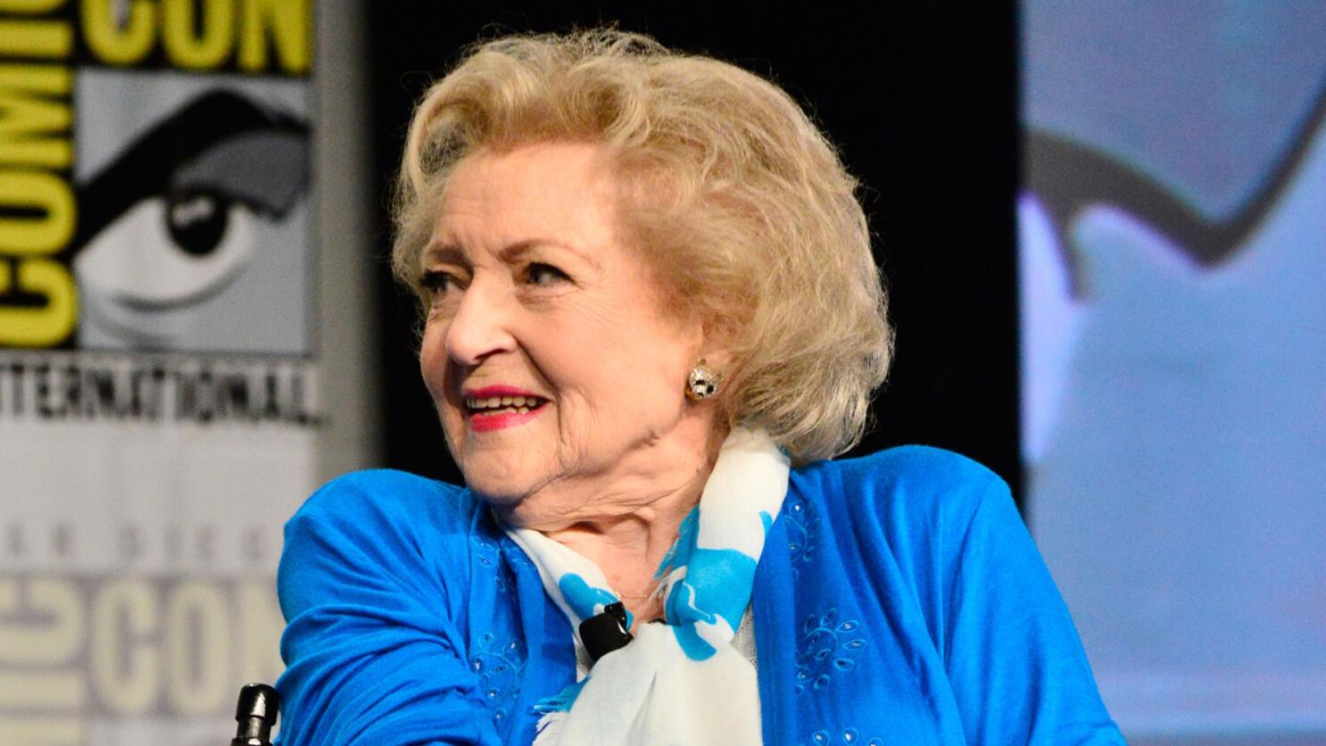 Betty white 2025 dead a hoax